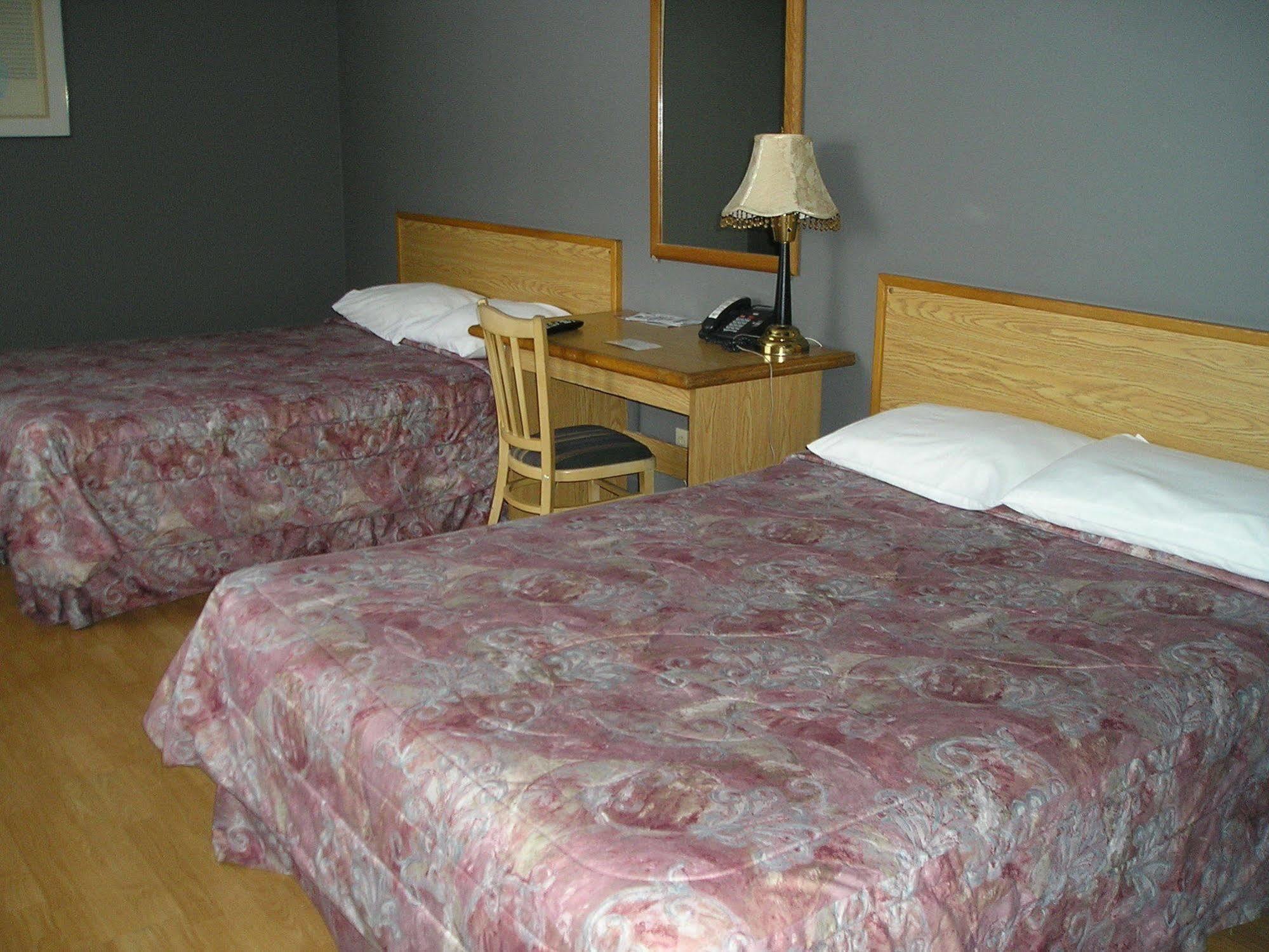 Motel Le Victo Victoriaville Buitenkant foto